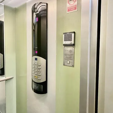 Hipocampo 25-a アパート